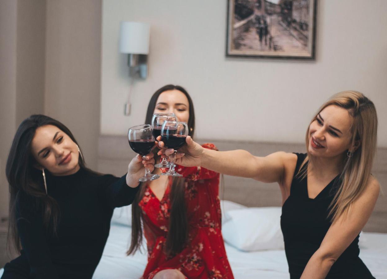 Arena Summit Apart Hotel Kiev Luaran gambar