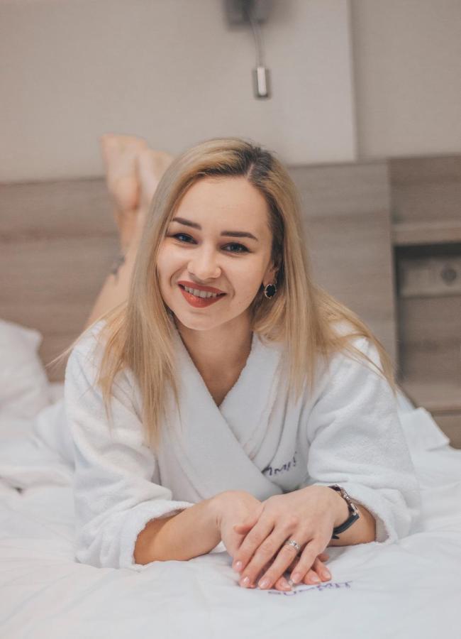 Arena Summit Apart Hotel Kiev Luaran gambar