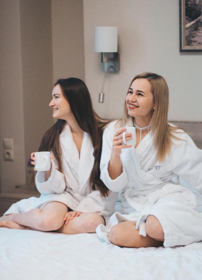 Arena Summit Apart Hotel Kiev Luaran gambar