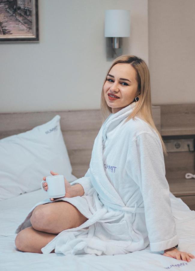 Arena Summit Apart Hotel Kiev Luaran gambar