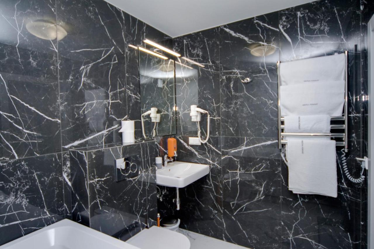 Arena Summit Apart Hotel Kiev Luaran gambar